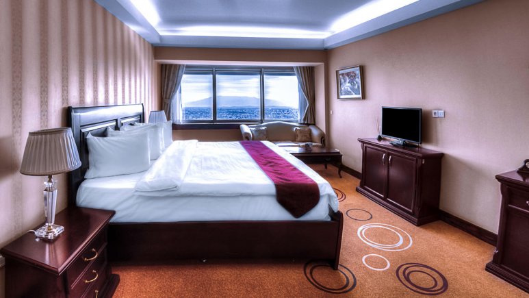 اتاق دو تخته دبل 4 هتل بزرگ شیراز